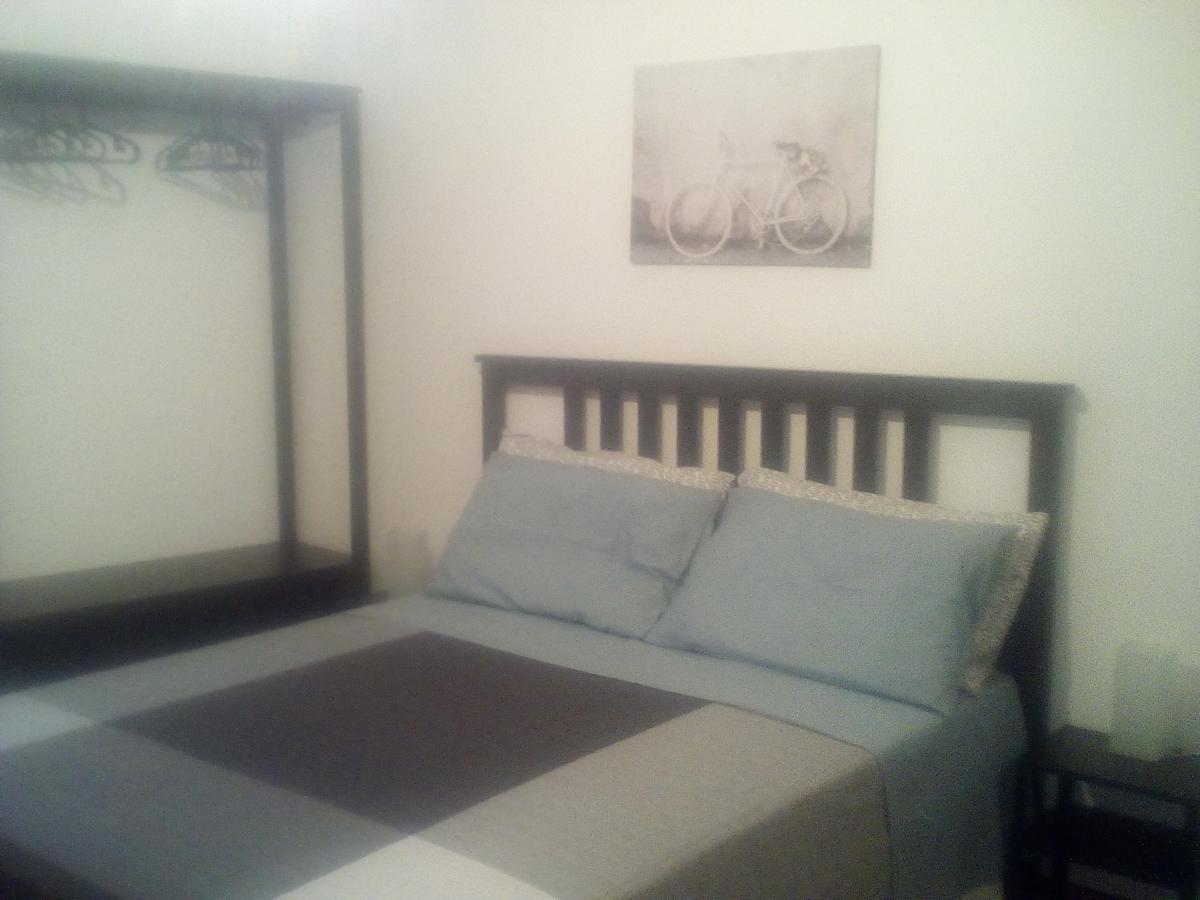 פוצאלו Guest House Via Crispi מראה חיצוני תמונה