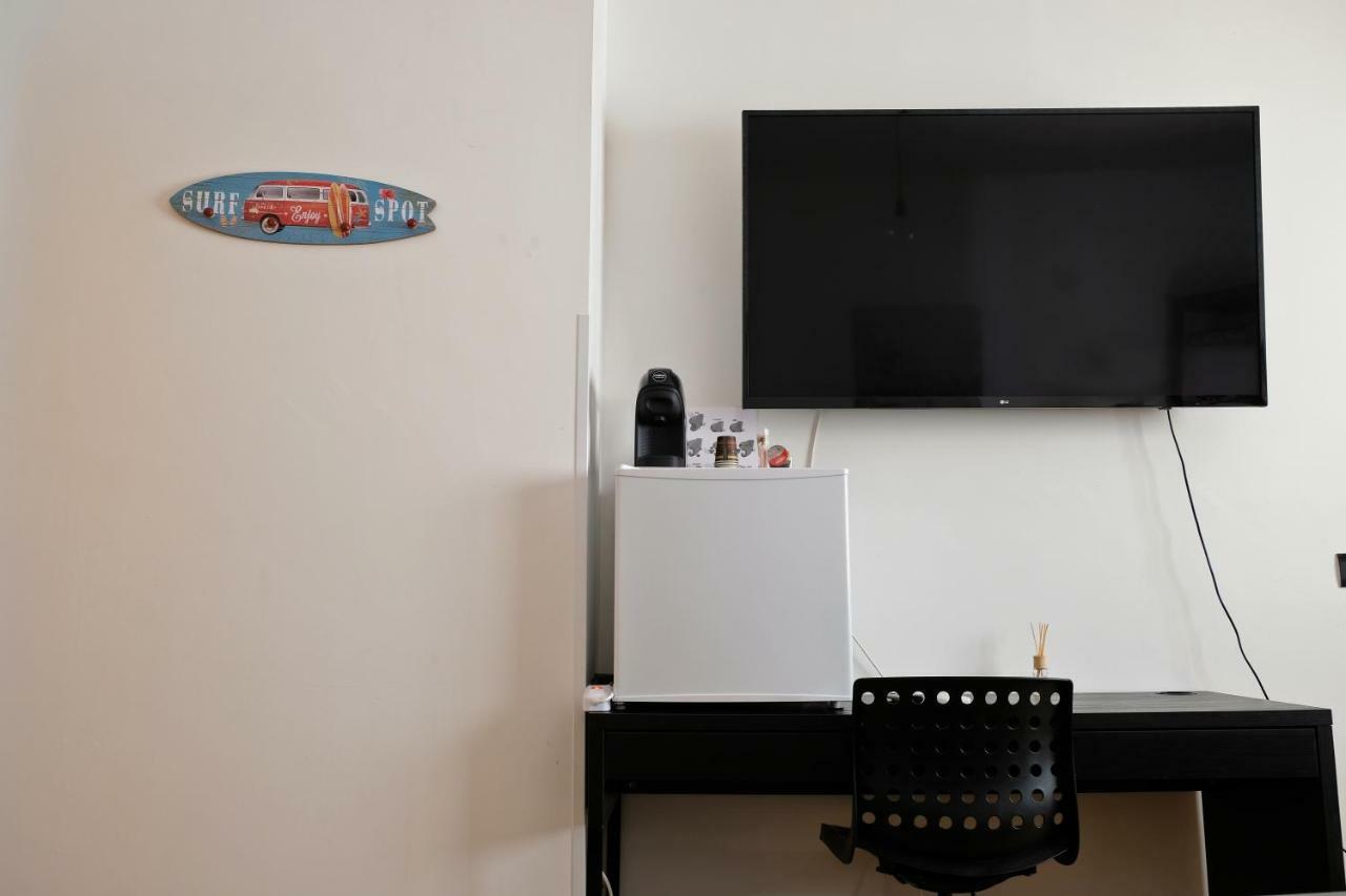 פוצאלו Guest House Via Crispi מראה חיצוני תמונה