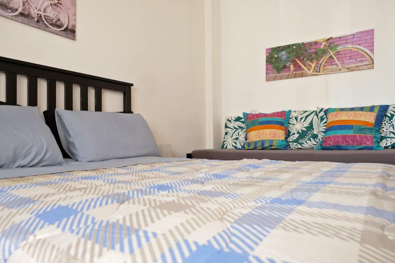 פוצאלו Guest House Via Crispi מראה חיצוני תמונה