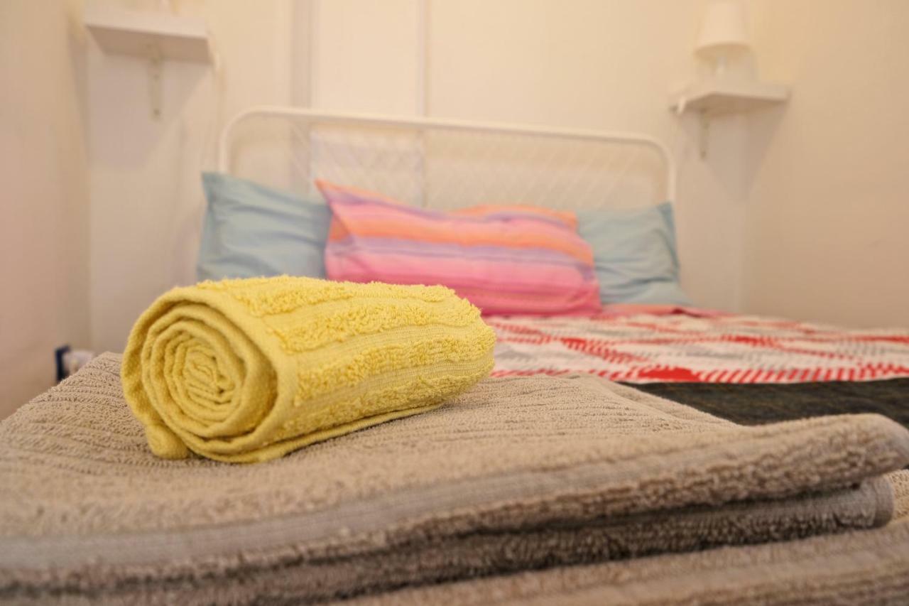 פוצאלו Guest House Via Crispi מראה חיצוני תמונה